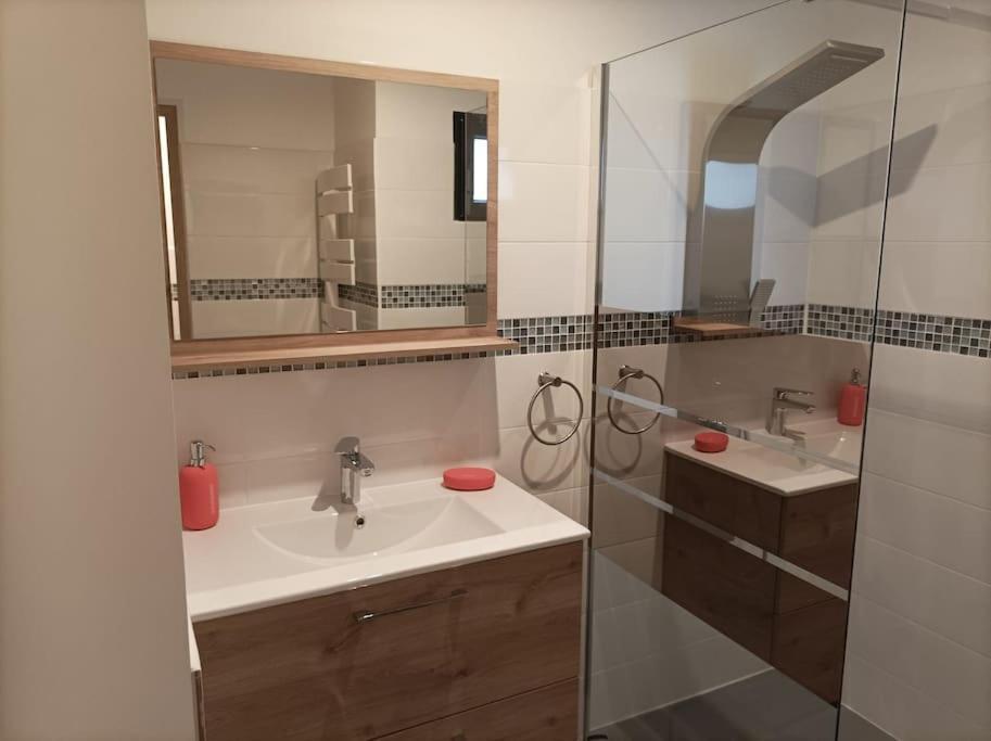 Appartement Caraman Екстериор снимка