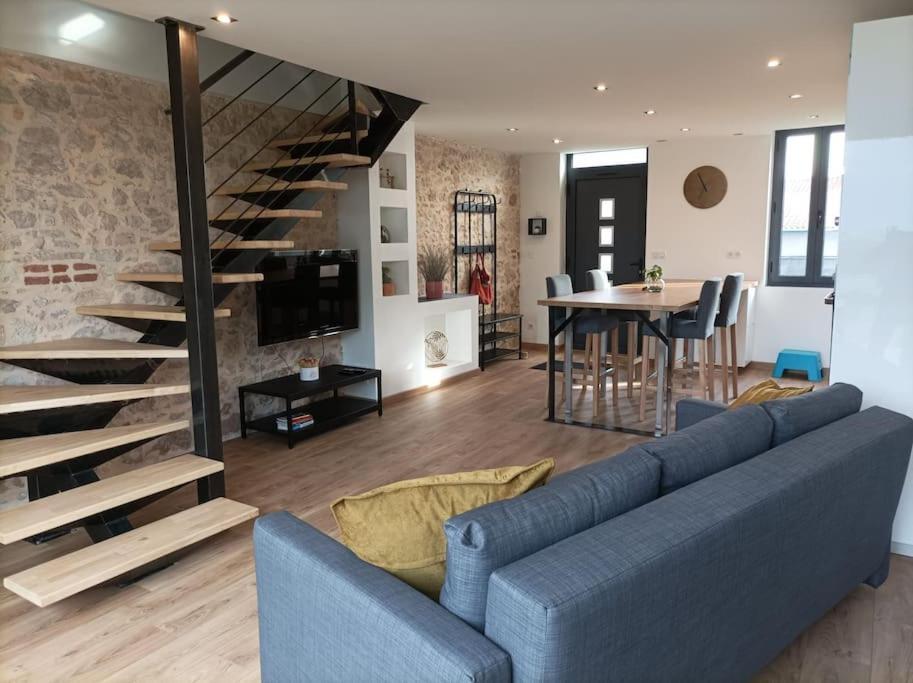 Appartement Caraman Екстериор снимка